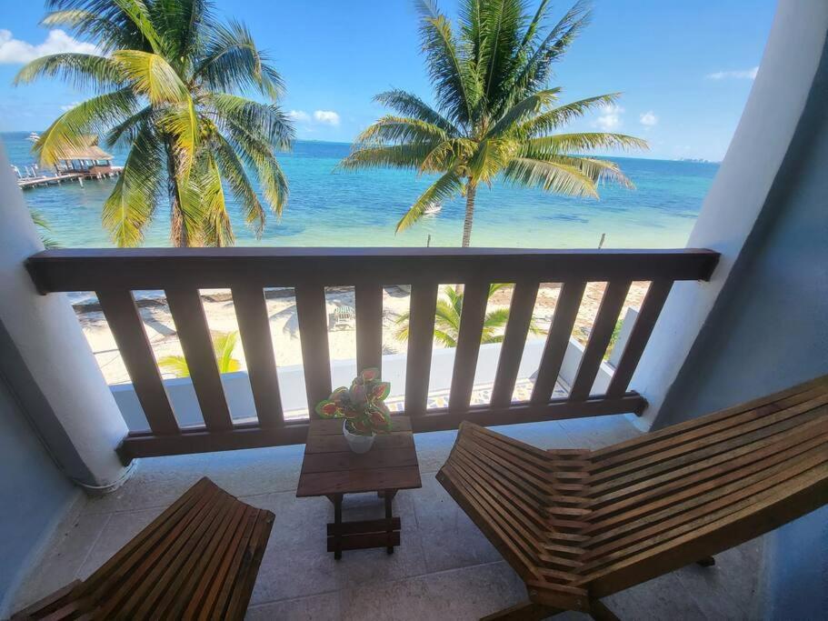 2 Rooms Apartment With Private Beach In Puerto Juarez Cancún Esterno foto